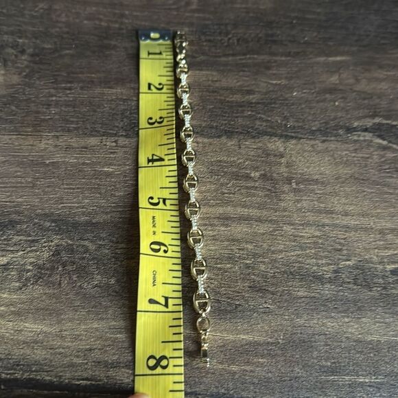 Elegant 14K Gold Plated Zirconia Link Chained Bracelet - Picture 10 of 10